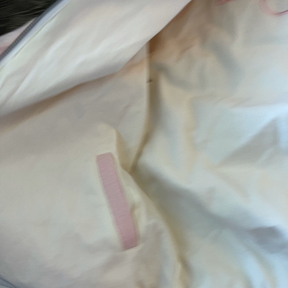 DC reversible jacket - Picture 8 of 11